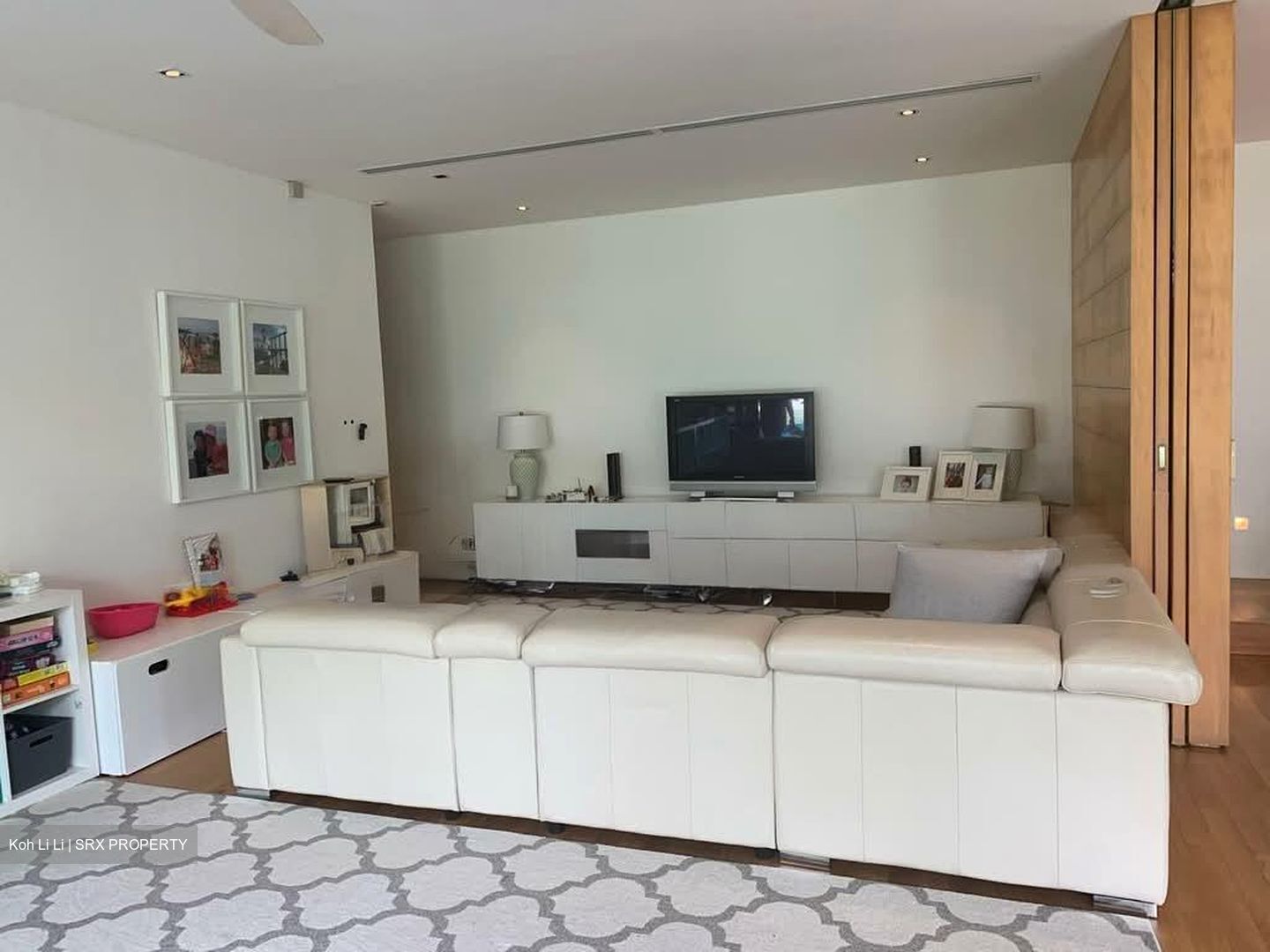 Ocean Drive (D4), Detached #531910731